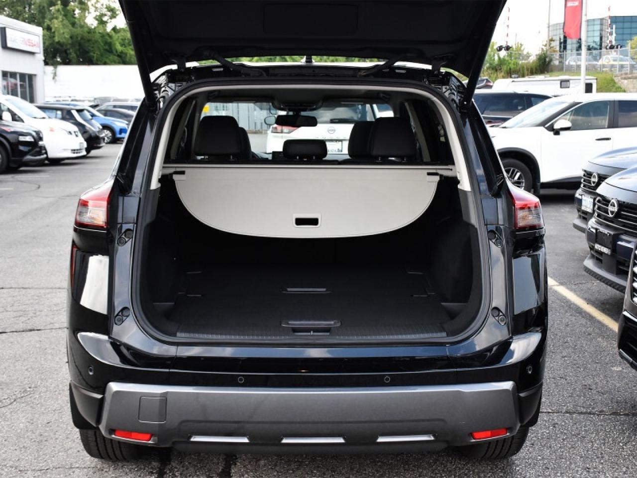 2024 Nissan Rogue SL AWD-Leather   Roof   Navi   Adaptive Cruise   H Photo