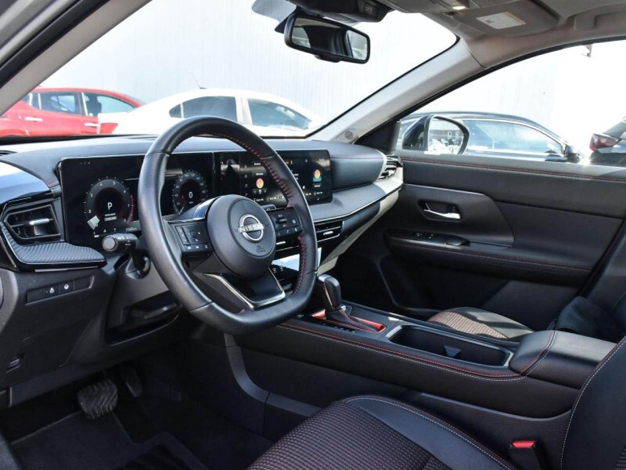 2025 Nissan Kicks SR Premium AWD   Leather   Roof   Bose   CarPlay Photo