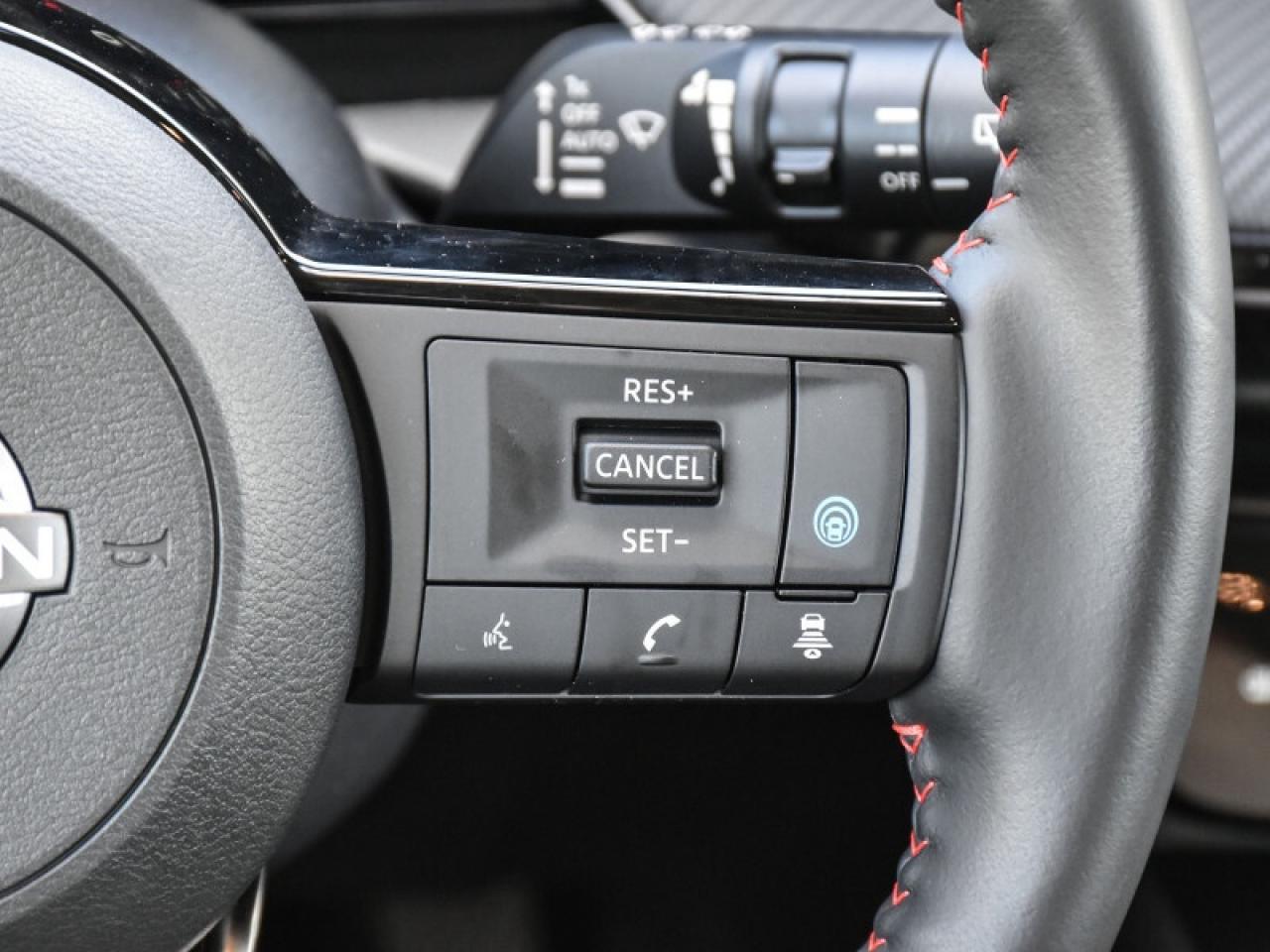 2025 Nissan Kicks SR Premium AWD   Leather   Roof   Bose   CarPlay Photo