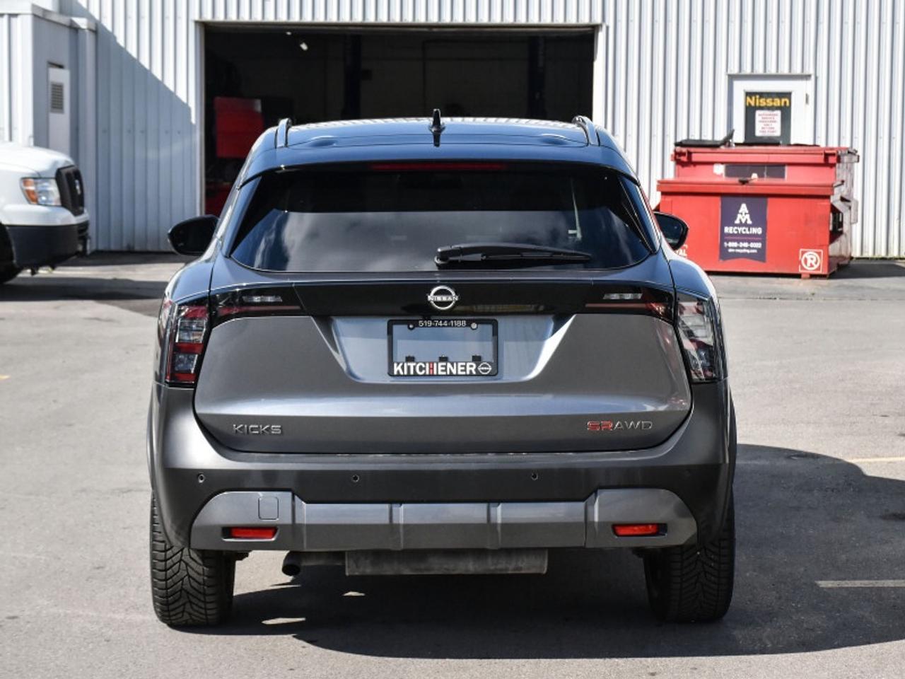 2025 Nissan Kicks SR Premium AWD   Leather   Roof   Bose   CarPlay Photo4
