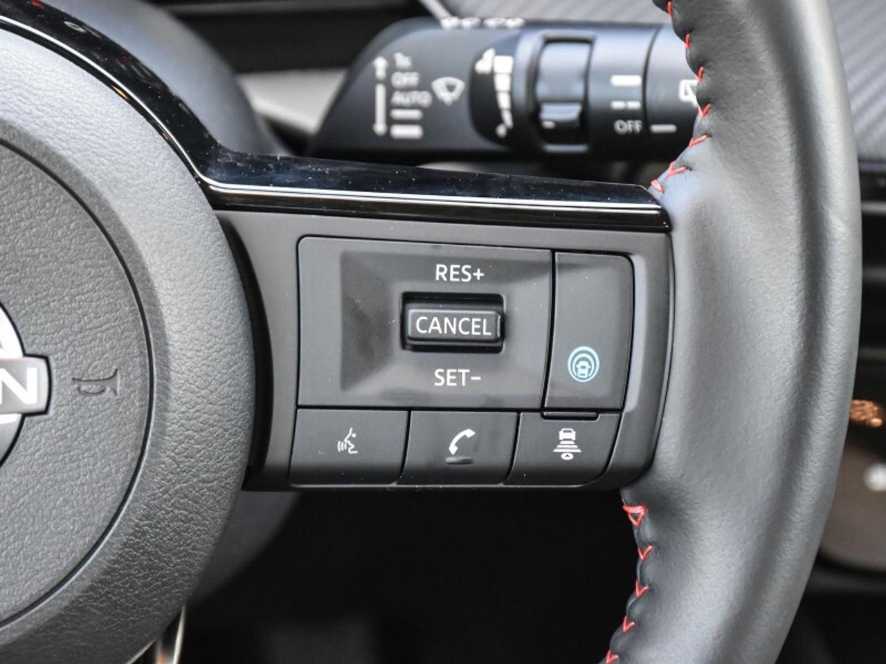 2025 Nissan Kicks SR Premium AWD   Leather   Roof   Bose   CarPlay Photo