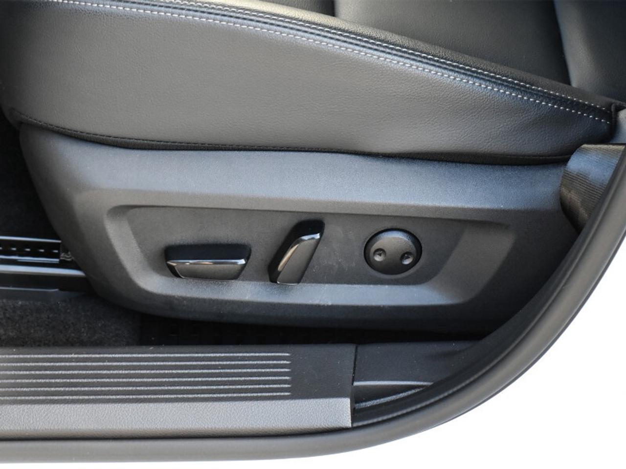 2025 Nissan Rogue SL   Leather   Pano Roof   Nav   Adaptive Cruise Photo