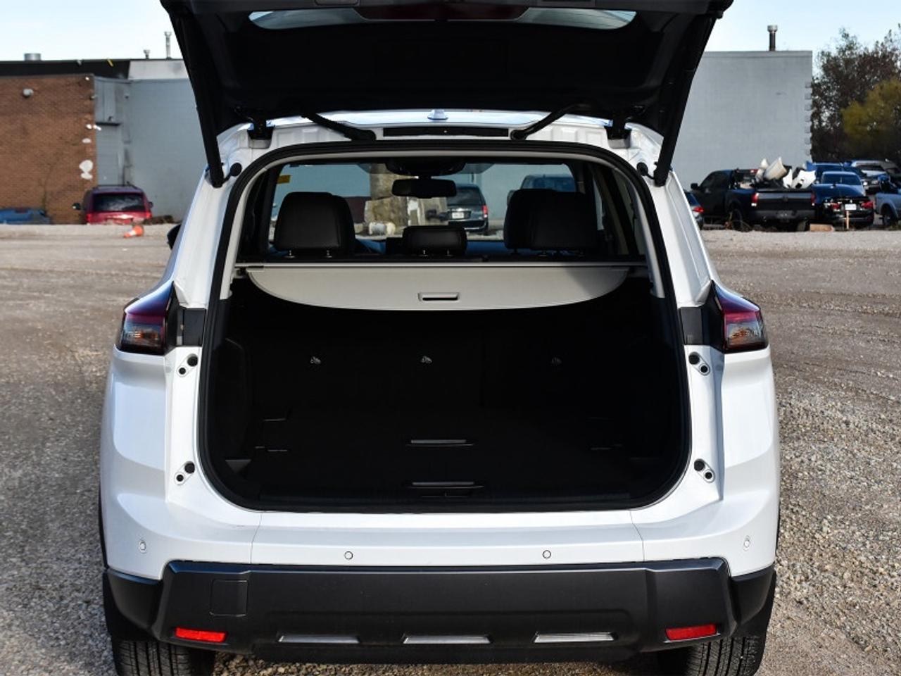 2025 Nissan Rogue SL   Leather   Pano Roof   Nav   Adaptive Cruise Photo