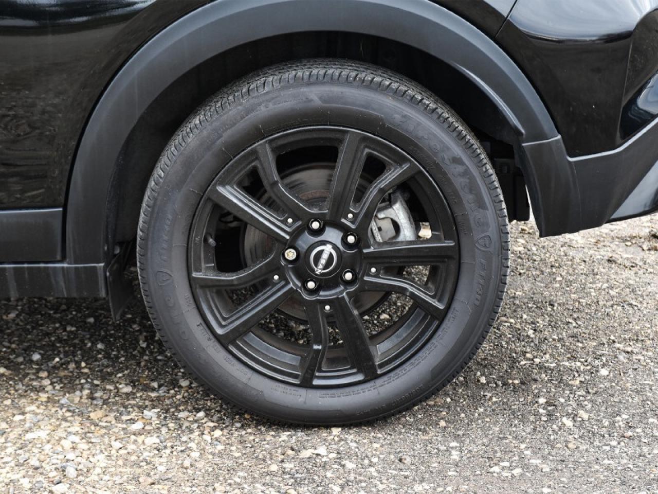 2023 Nissan Kicks SR Premium   Leather   Adaptive Cruise   CarPlay Photo