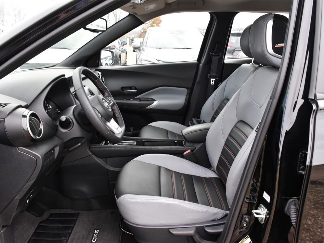 2023 Nissan Kicks SR Premium   Leather   Adaptive Cruise   CarPlay Photo