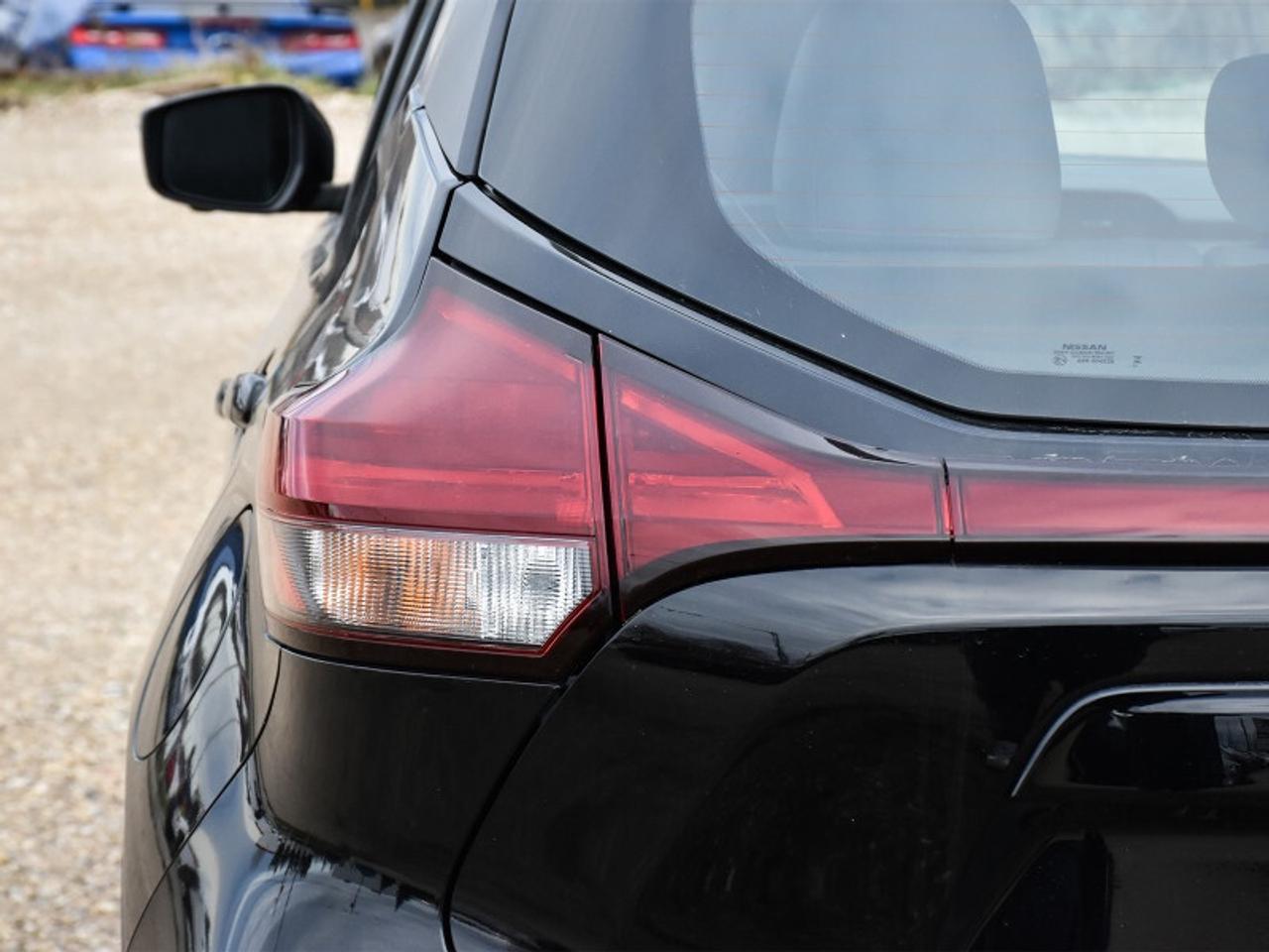 2023 Nissan Kicks SR Premium   Leather   Adaptive Cruise   CarPlay Photo