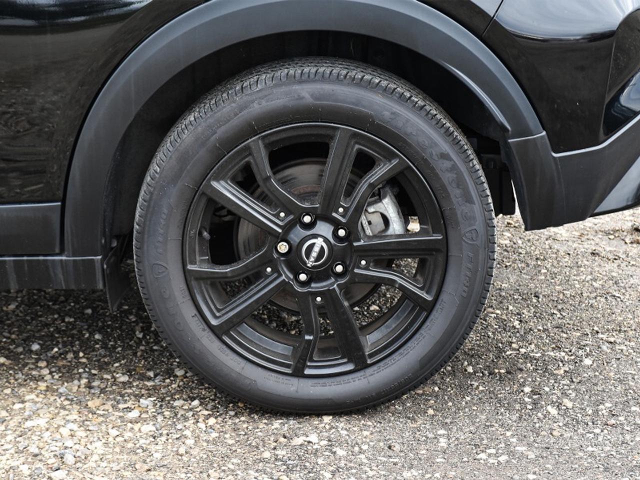 2023 Nissan Kicks SR Premium   Leather   Adaptive Cruise   CarPlay Photo