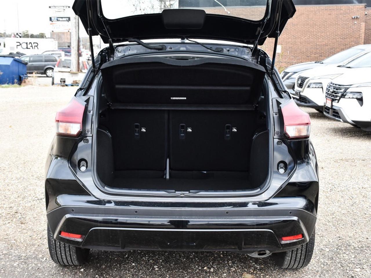 2023 Nissan Kicks SR Premium   Leather   Adaptive Cruise   CarPlay Photo