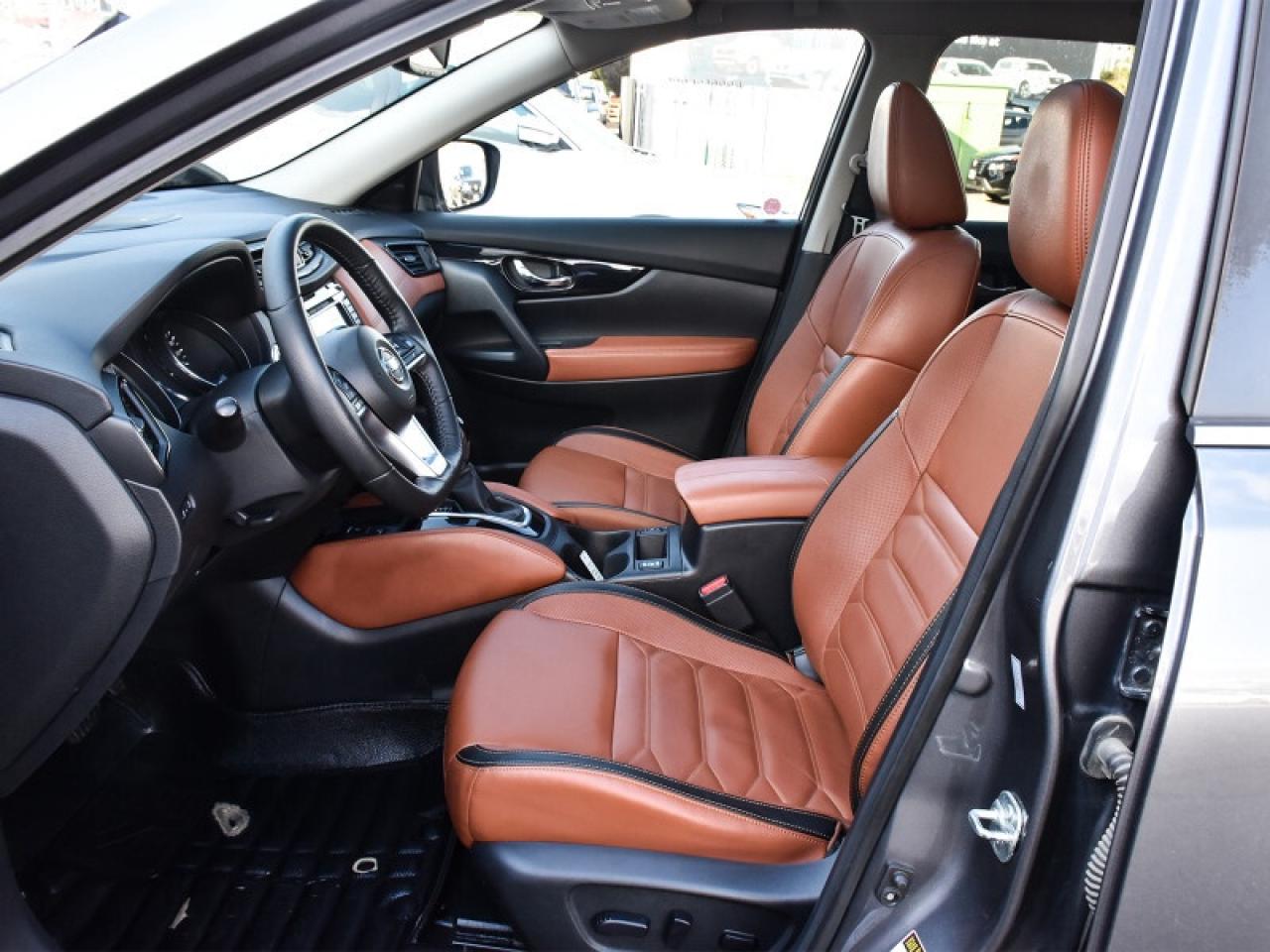 2020 Nissan Rogue SL Platinum & Reserve Package AWD-Brown Leather  N Photo