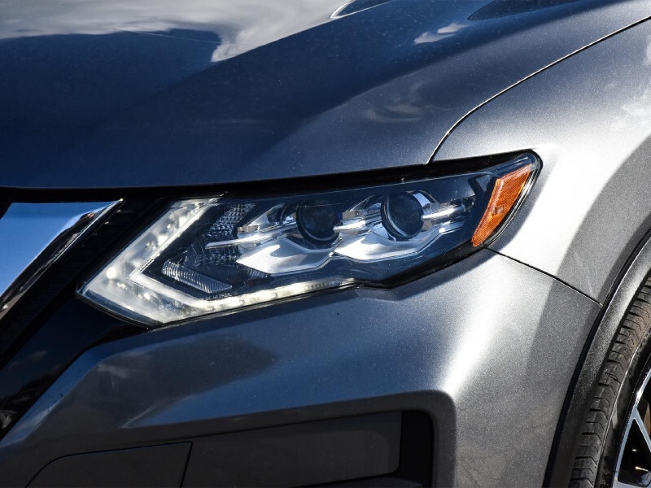 2020 Nissan Rogue SL Platinum & Reserve Package AWD-Brown Leather  N Photo