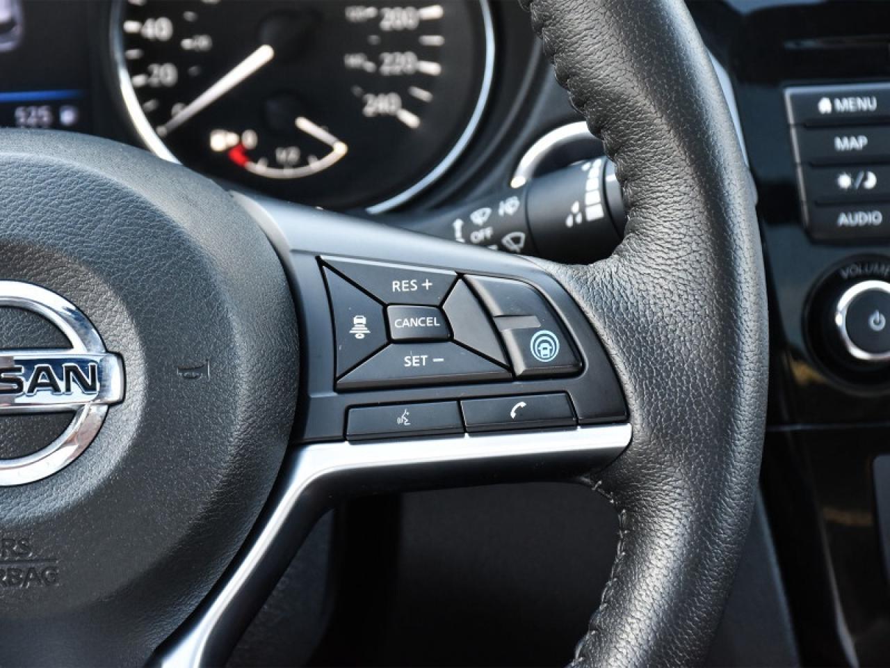 2020 Nissan Rogue SL Platinum & Reserve Package AWD-Brown Leather  N Photo