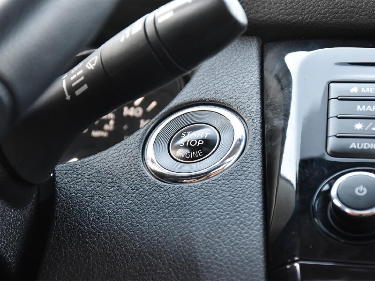 2020 Nissan Rogue SL Platinum & Reserve Package AWD-Brown Leather  N Photo