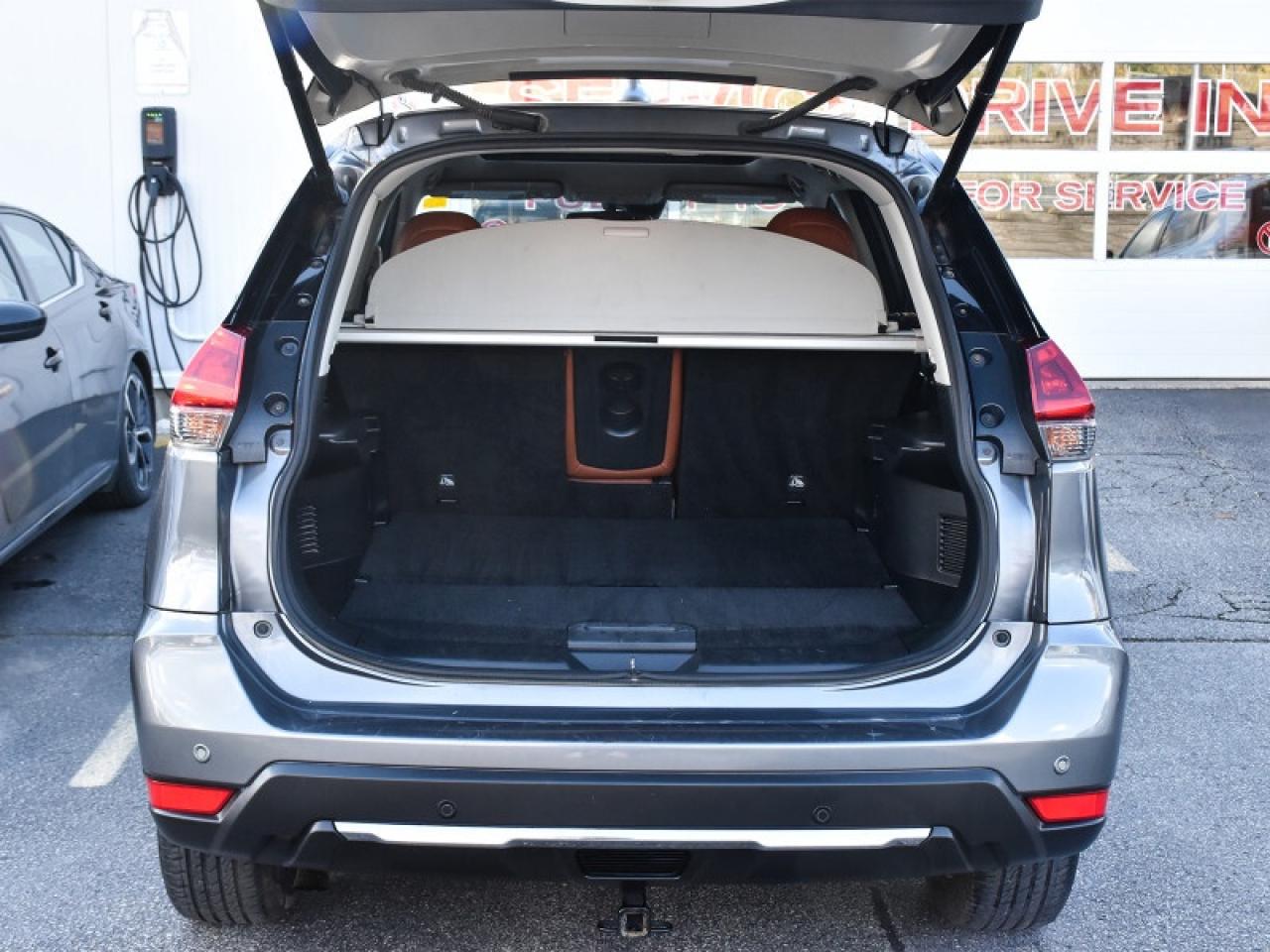 2020 Nissan Rogue SL Platinum & Reserve Package AWD-Brown Leather  N Photo