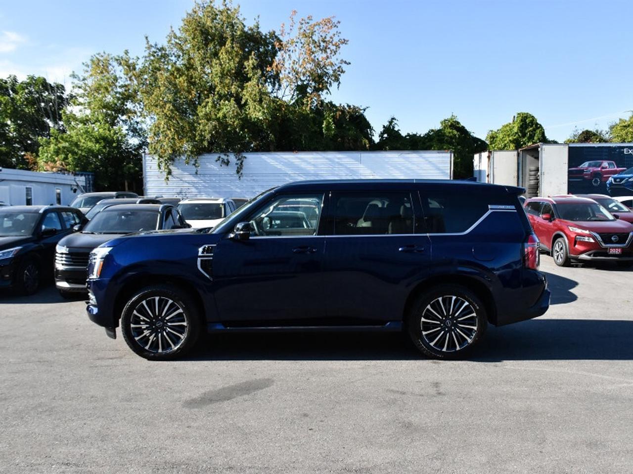 2025 Nissan Armada Platinum Reserve AWD-22 Inch Alloys  Massaging Sea Photo2