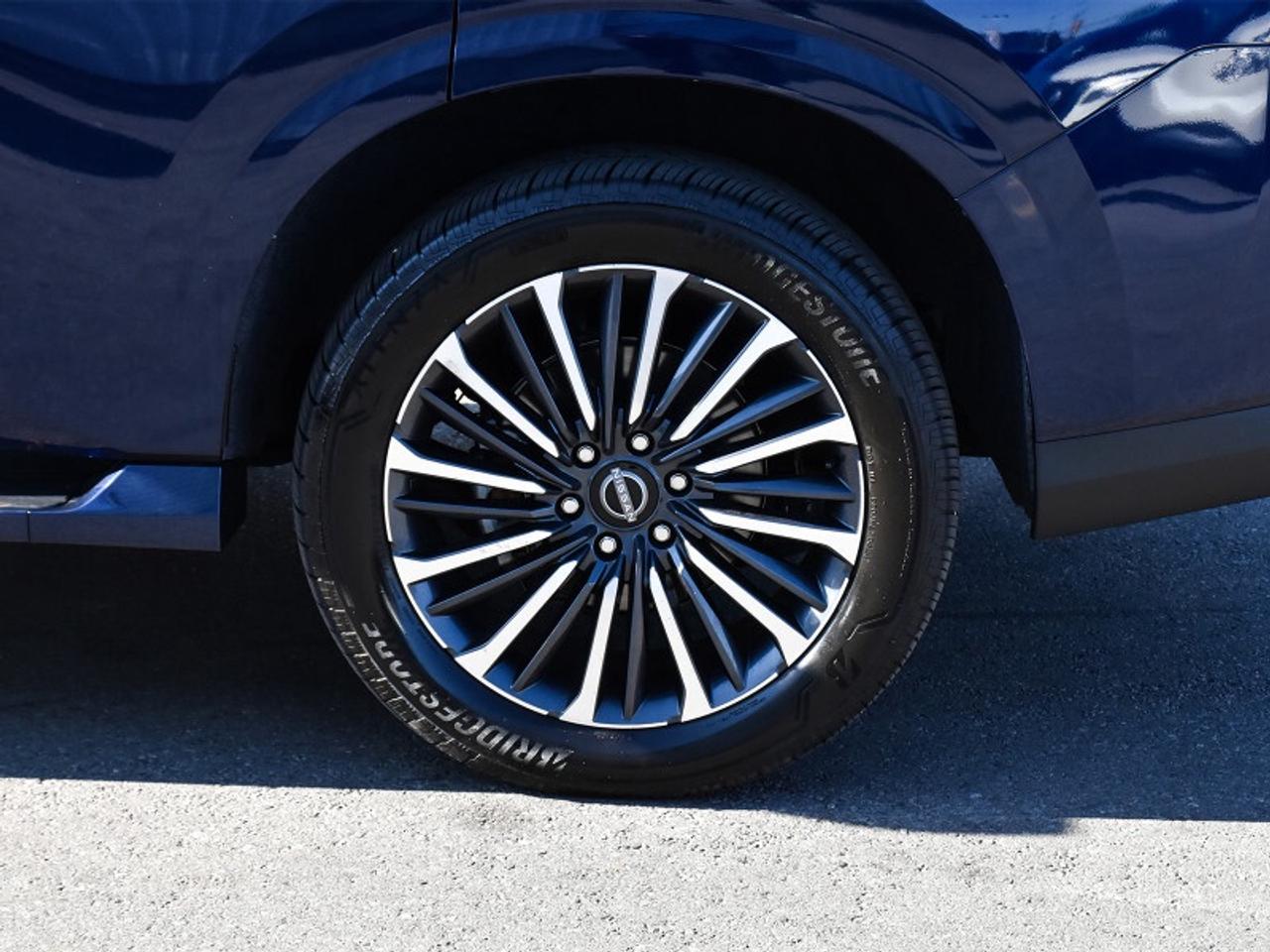 2025 Nissan Armada Platinum Reserve AWD-22 Inch Alloys  Massaging Sea Photo