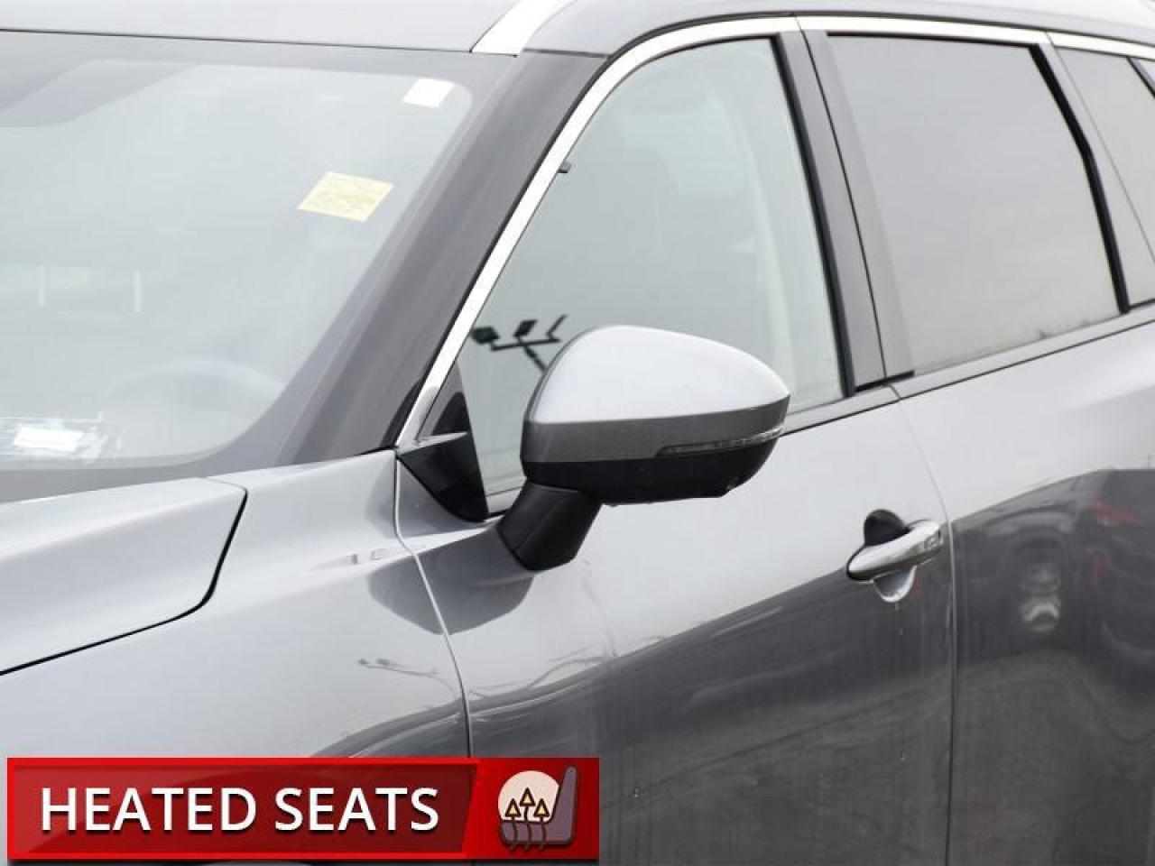 2023 Nissan Rogue Platinum AWD-Heads Up Display  Roof  Navi  Fully L Photo