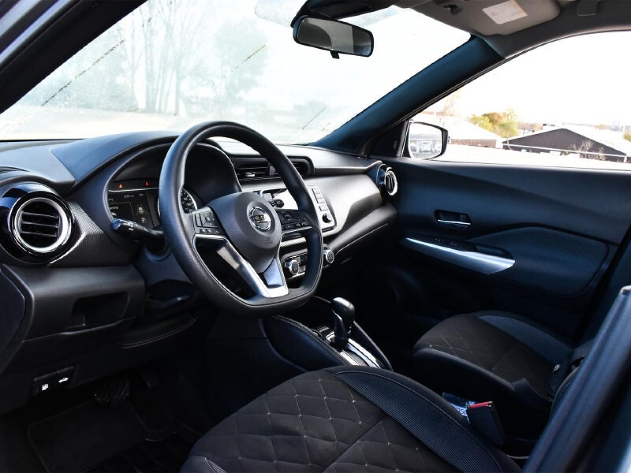 2020 Nissan Kicks SV CarPlay   Android Auto   Cruise Control   Remot Photo