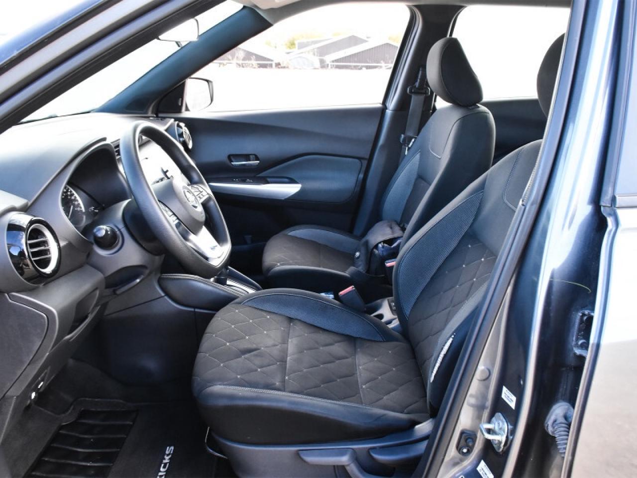 2020 Nissan Kicks SV CarPlay   Android Auto   Cruise Control   Remot Photo