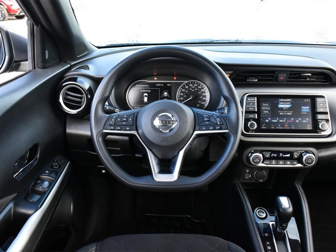 2020 Nissan Kicks SV CarPlay   Android Auto   Cruise Control   Remot Photo