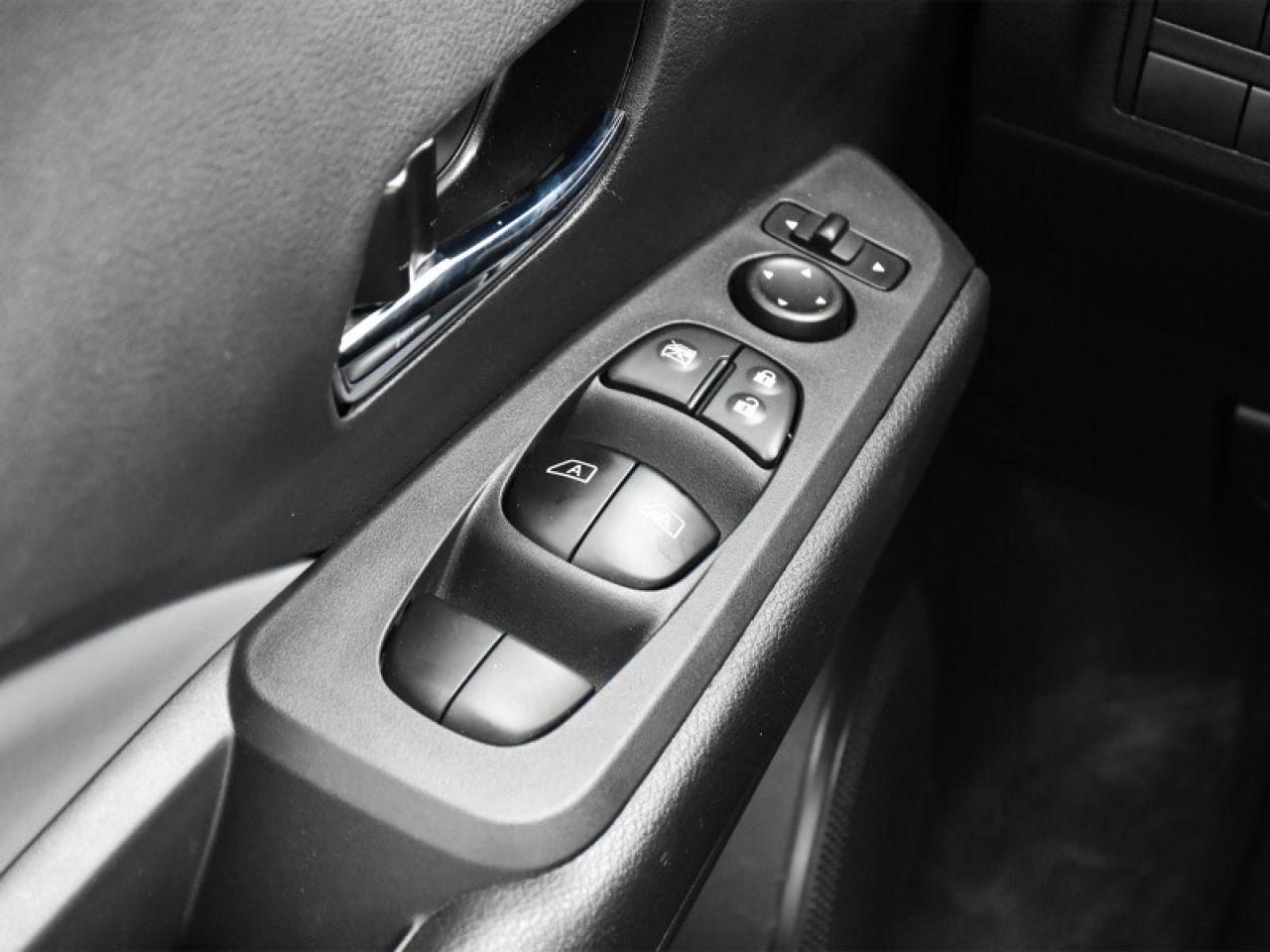 2024 Nissan Kicks SR Premium-Leather  Camera  Heated Seats! Photo