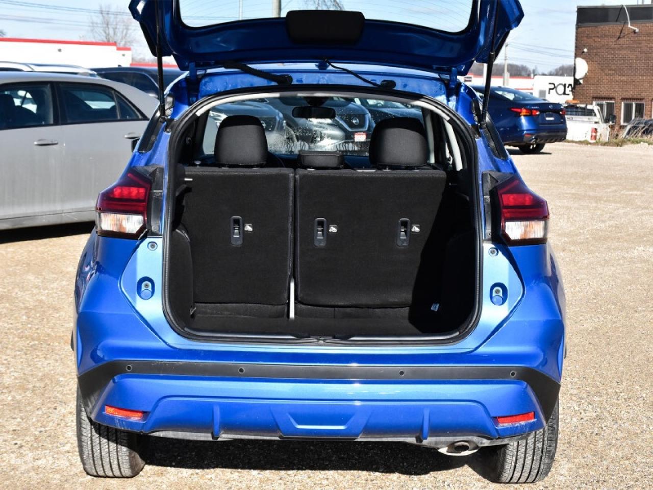 2024 Nissan Kicks SV  CarPlay   Android Auto   Heated Seats & Steeri Photo