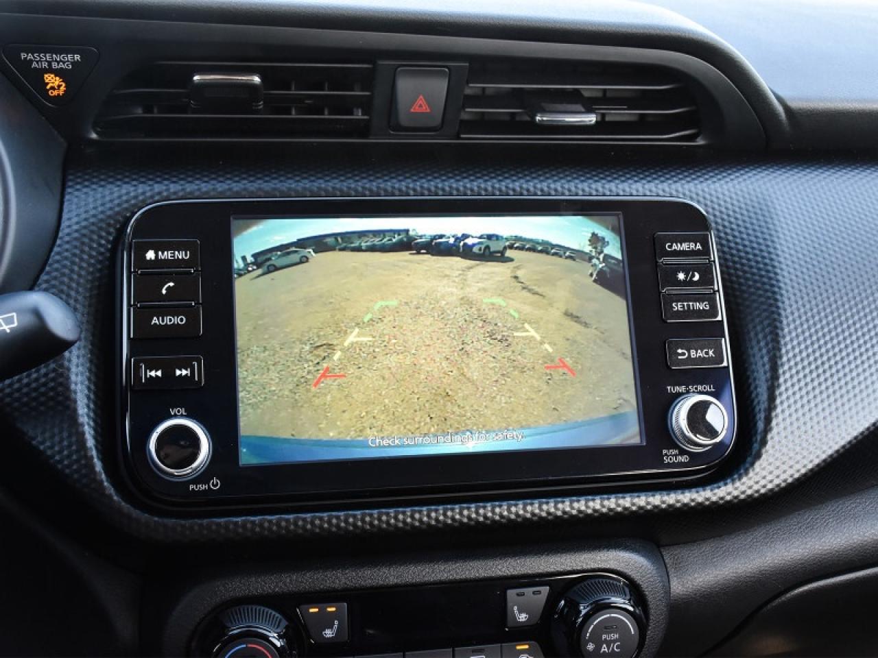 2024 Nissan Kicks SV  CarPlay   Android Auto   Heated Seats & Steeri Photo