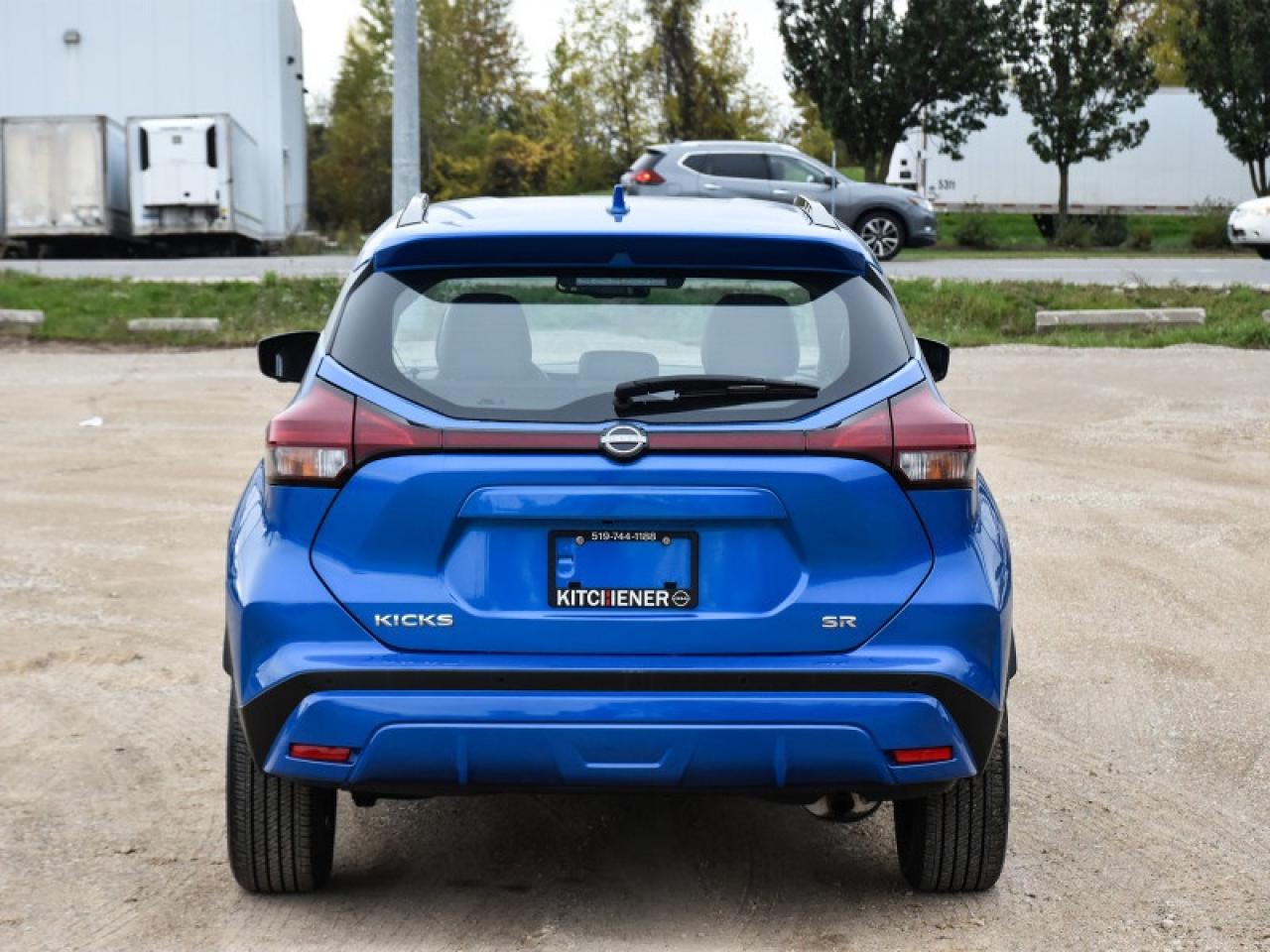 2023 Nissan Kicks SR Premium-2 Tone Leather   Cameara  Heated Seats! Photo4