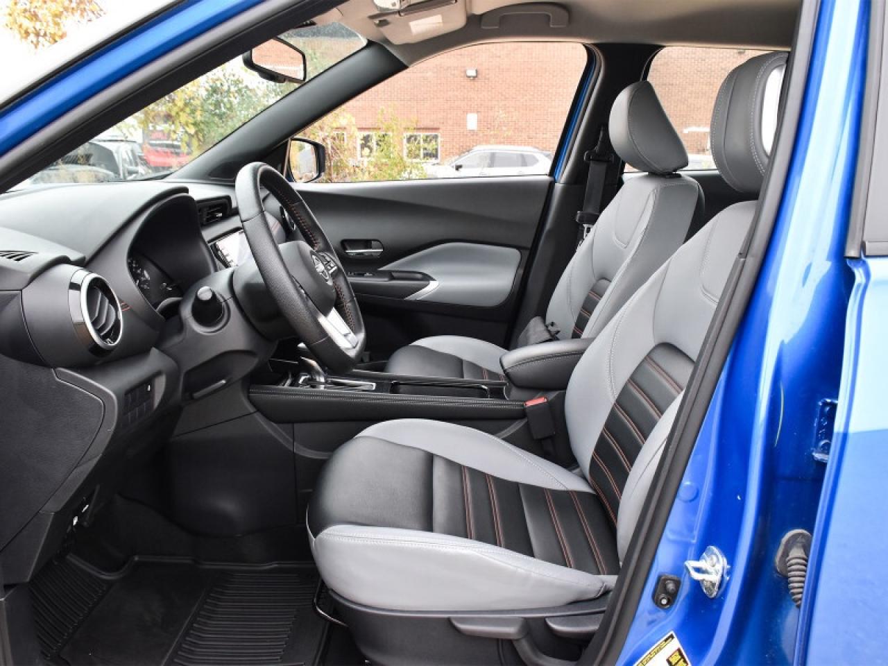 2023 Nissan Kicks SR Premium-2 Tone Leather   Cameara  Heated Seats! Photo