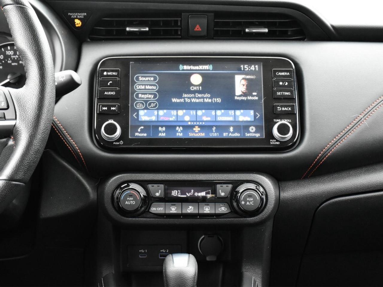 2023 Nissan Kicks SR Premium-2 Tone Leather   Cameara  Heated Seats! Photo