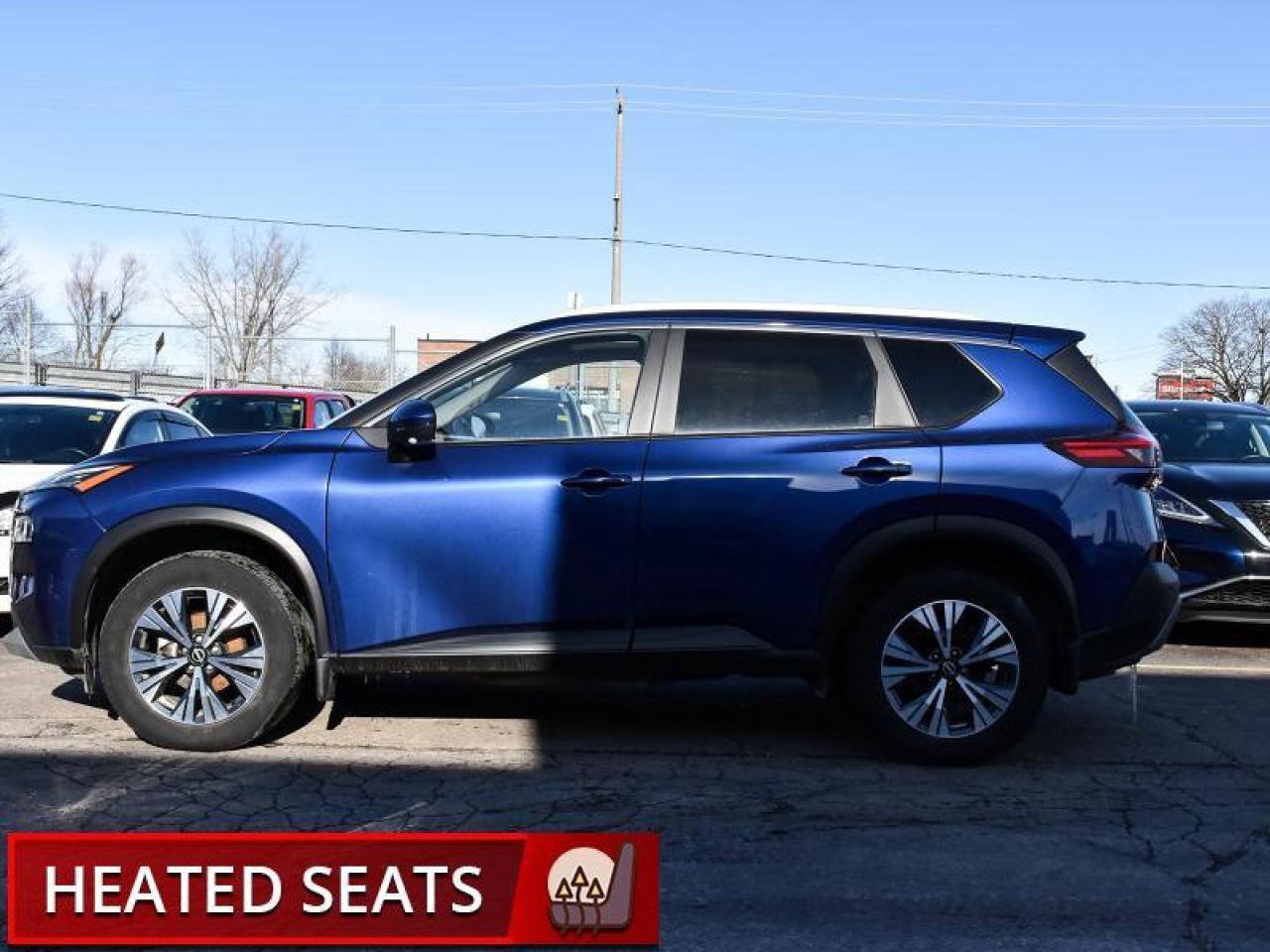 2023 Nissan Rogue SV Moonroof AWD-Camera  Sunroof  Alloys! Photo2