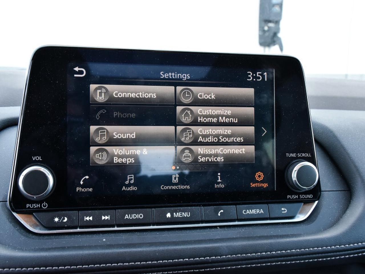 2023 Nissan Rogue SV Moonroof AWD-Camera  Sunroof  Alloys! Photo