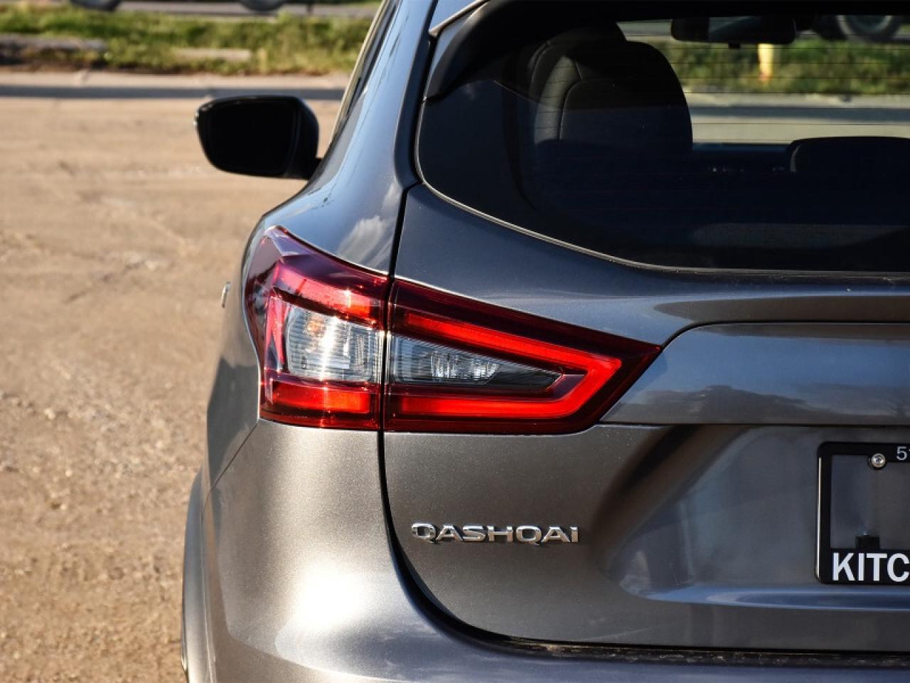 2023 Nissan Qashqai SV AWD-Roof  Camera  Heated Seats! Photo
