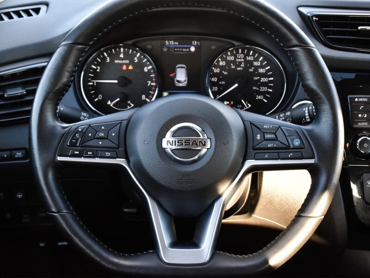 2023 Nissan Qashqai SV AWD-Roof  Camera  Heated Seats! Photo