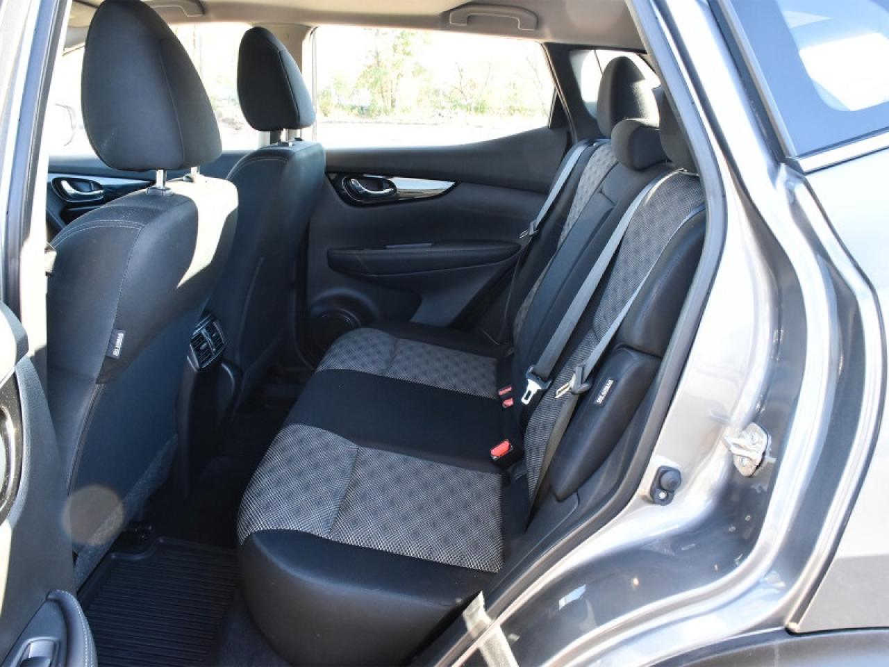 2023 Nissan Qashqai SV AWD-Roof  Camera  Heated Seats! Photo