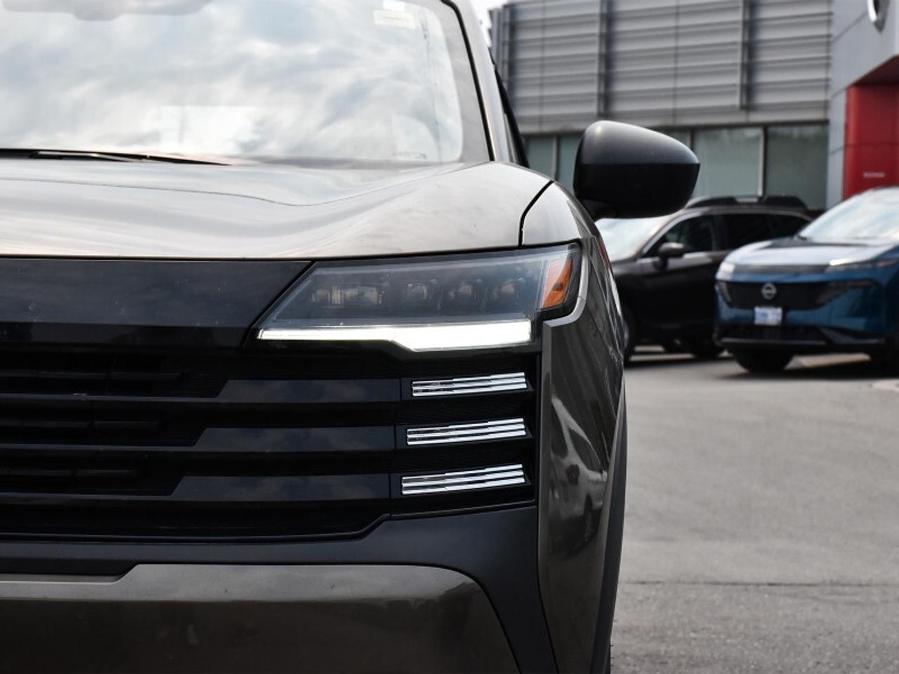 2025 Nissan Kicks S Heated Seats   Blind Spot Detection   Lane Depar Photo