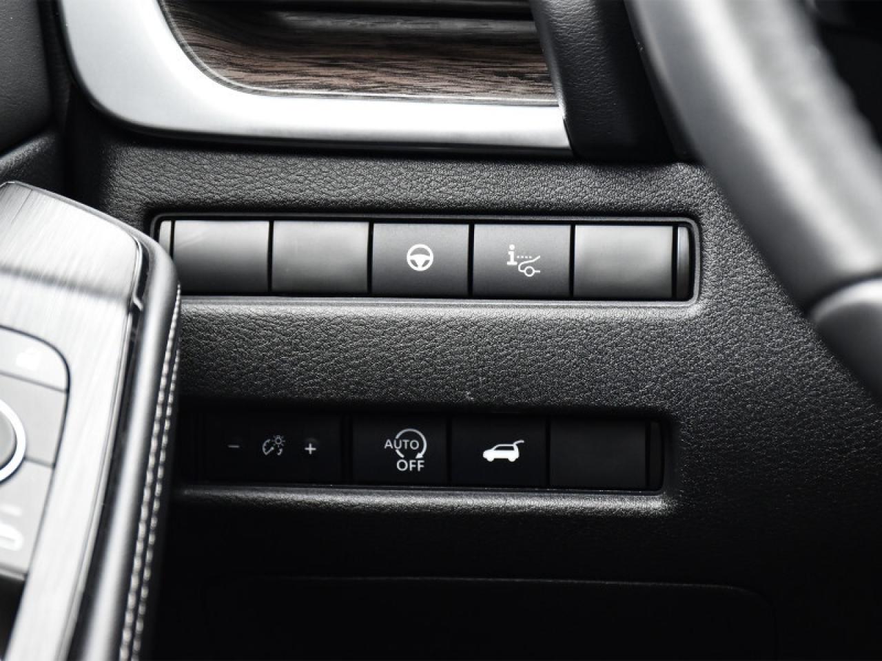 2024 Nissan Rogue Platinum AWD-Leather  Roof   Heads Up Display   36 Photo