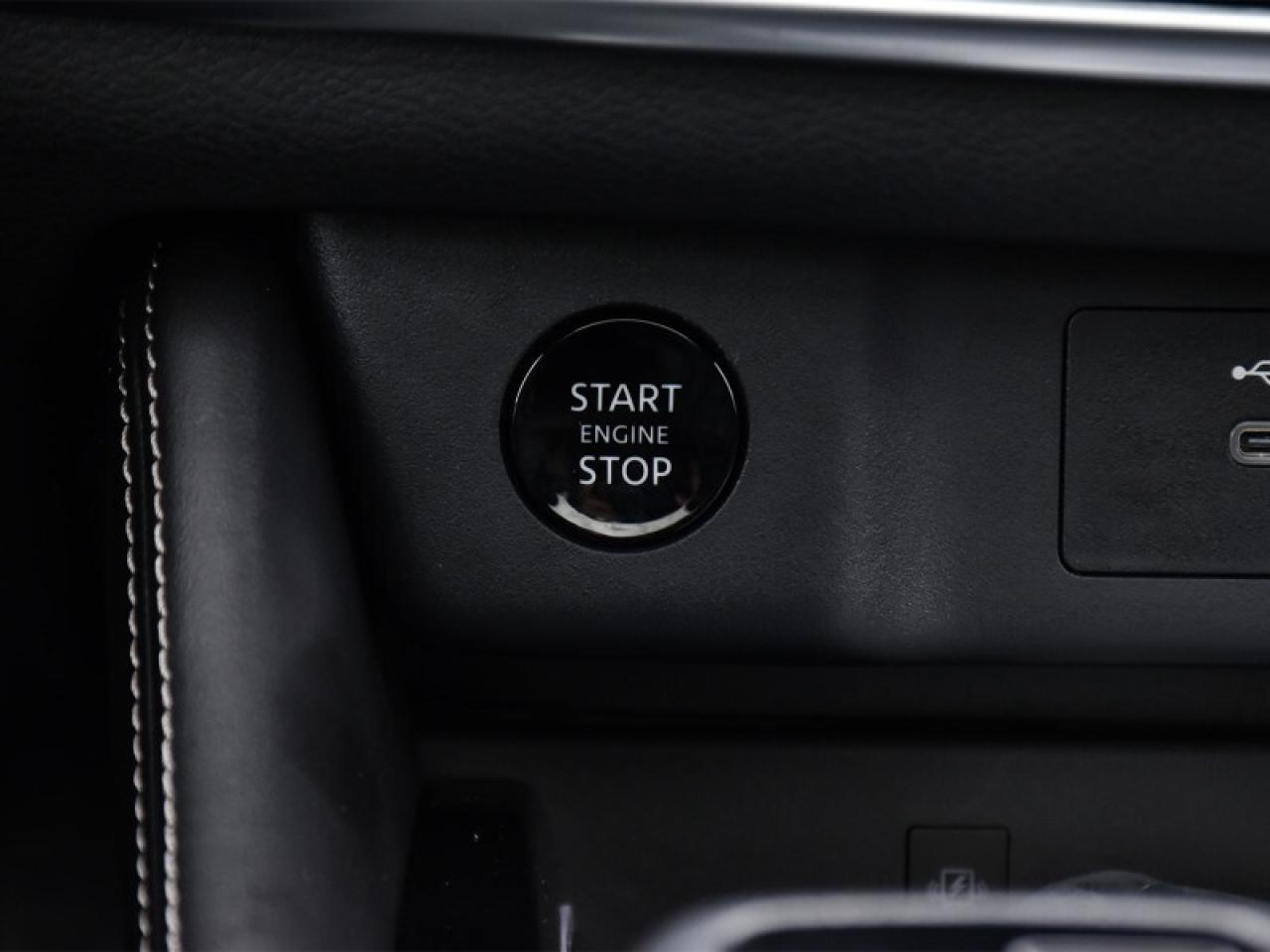 2024 Nissan Rogue Platinum AWD-Leather  Roof   Heads Up Display   36 Photo