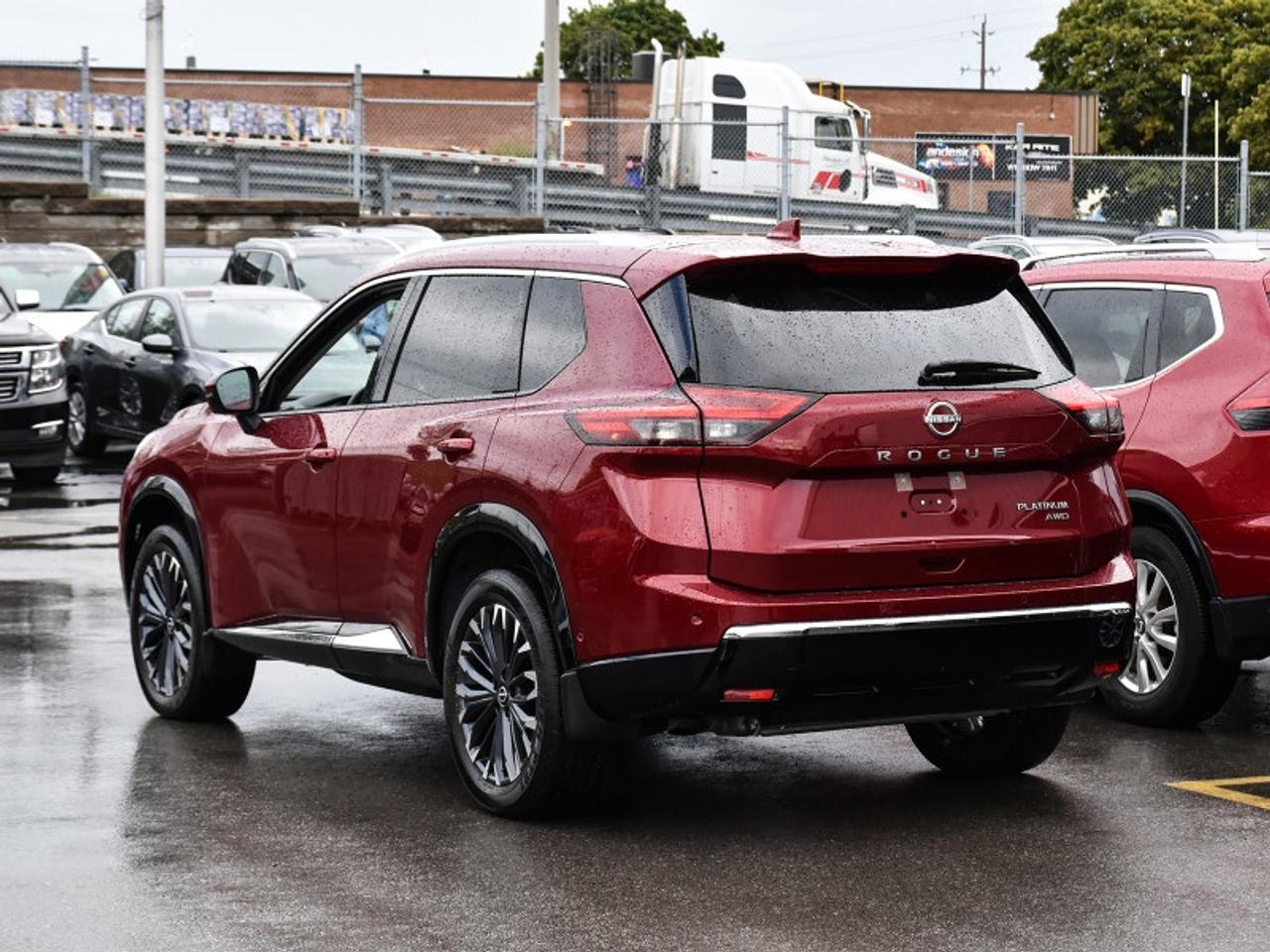 2024 Nissan Rogue Platinum AWD-Leather  Roof   Heads Up Display   36 Photo3