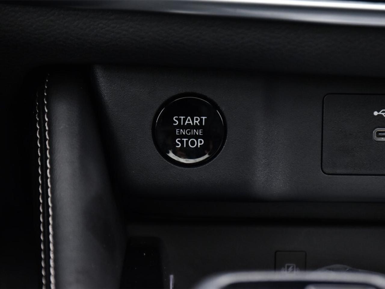 2024 Nissan Rogue Platinum AWD-Leather  Roof   Heads Up Display   36 Photo