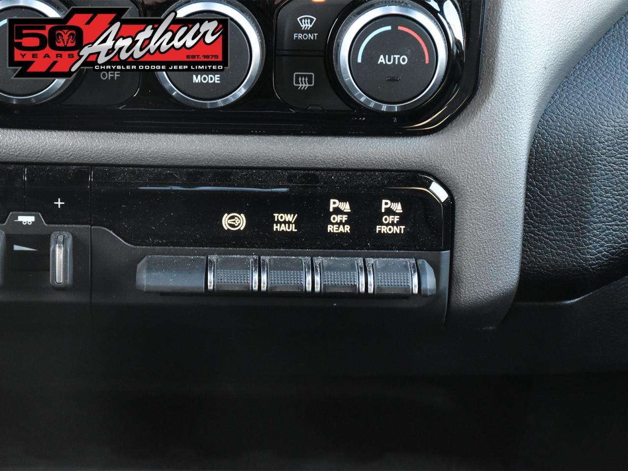 2024 RAM 2500 Big Horn Crew Cab 4x4 Photo