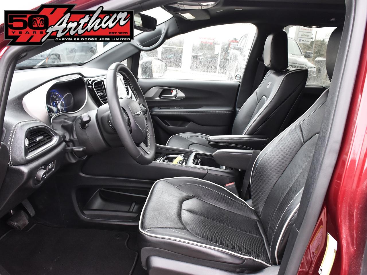 2023 Chrysler Pacifica LIMITED 'S' APPEARANCE Photo