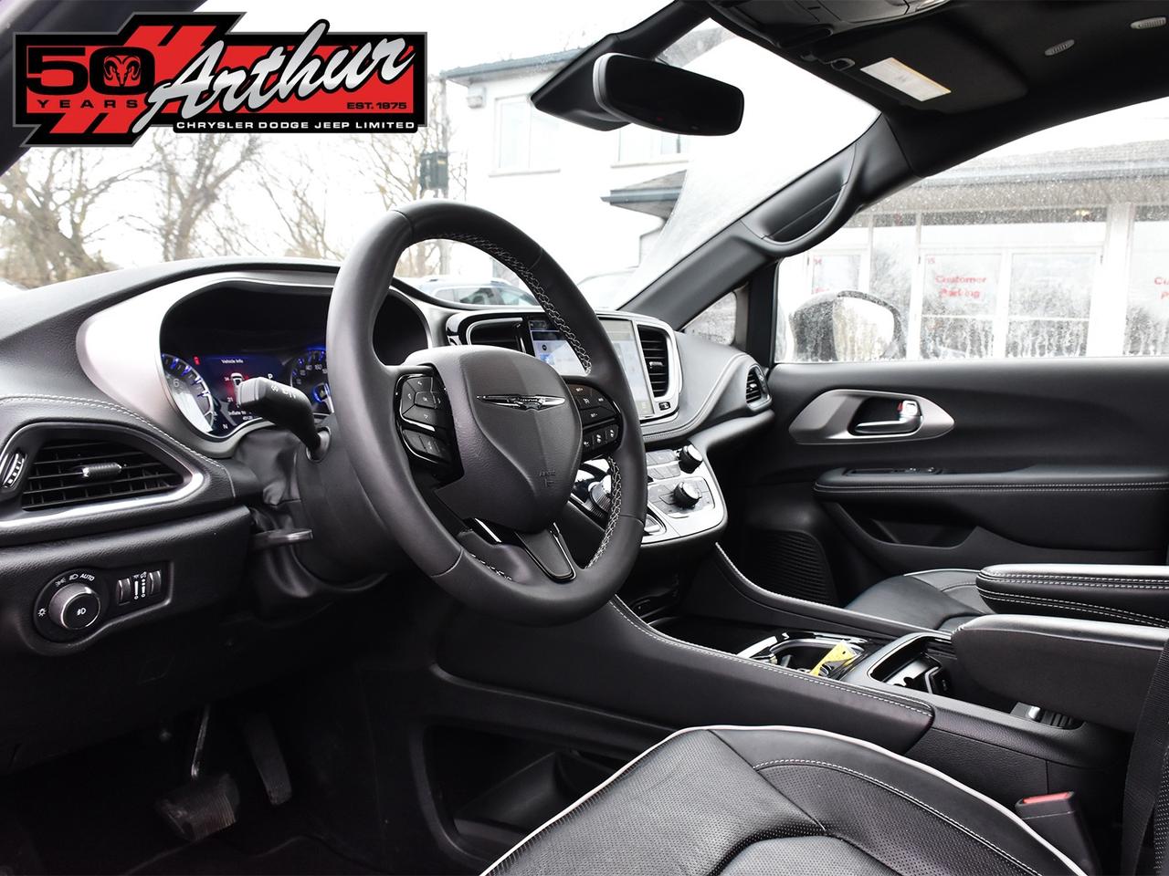 2023 Chrysler Pacifica LIMITED 'S' APPEARANCE Photo