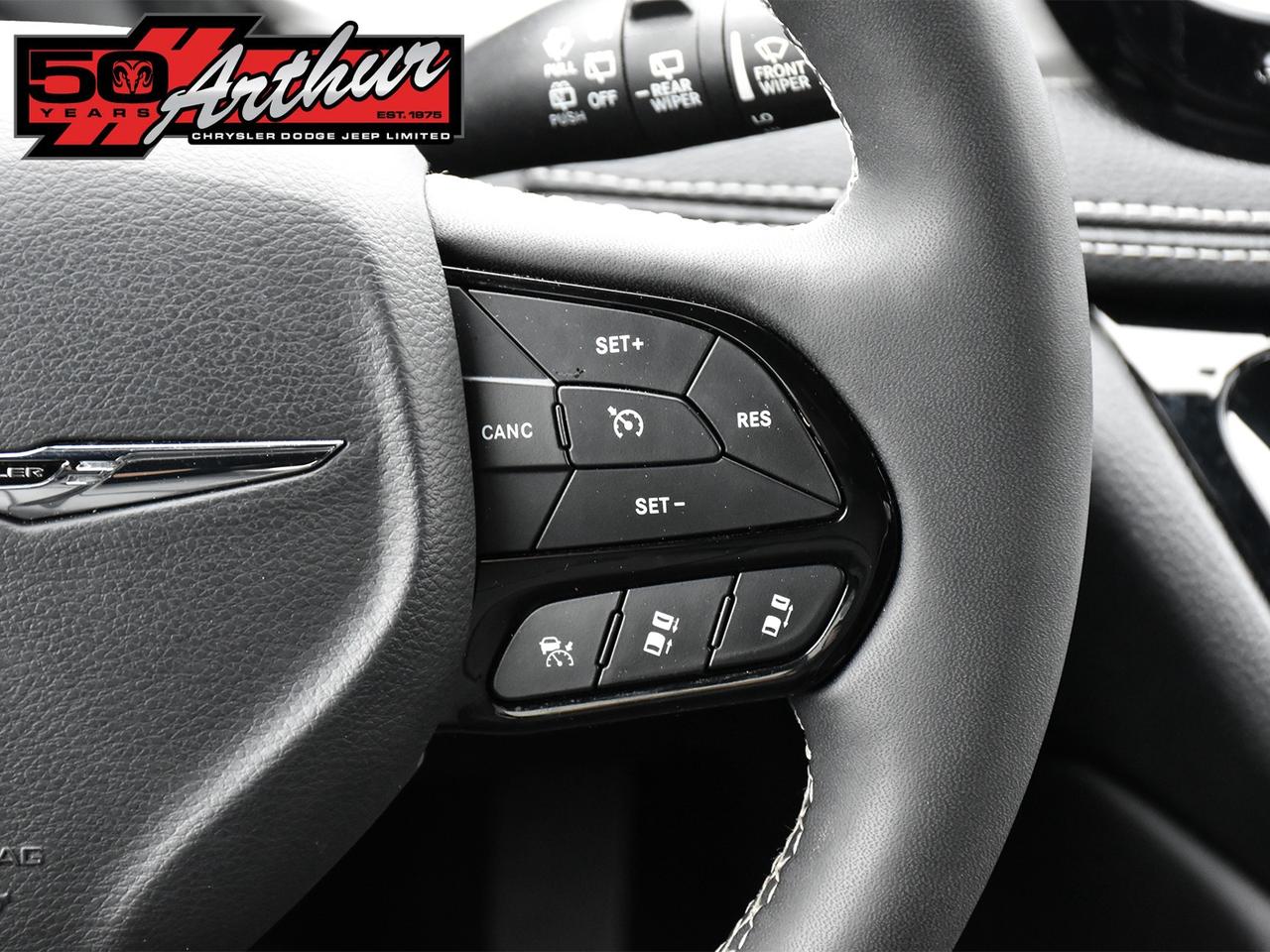 2023 Chrysler Pacifica LIMITED 'S' APPEARANCE Photo