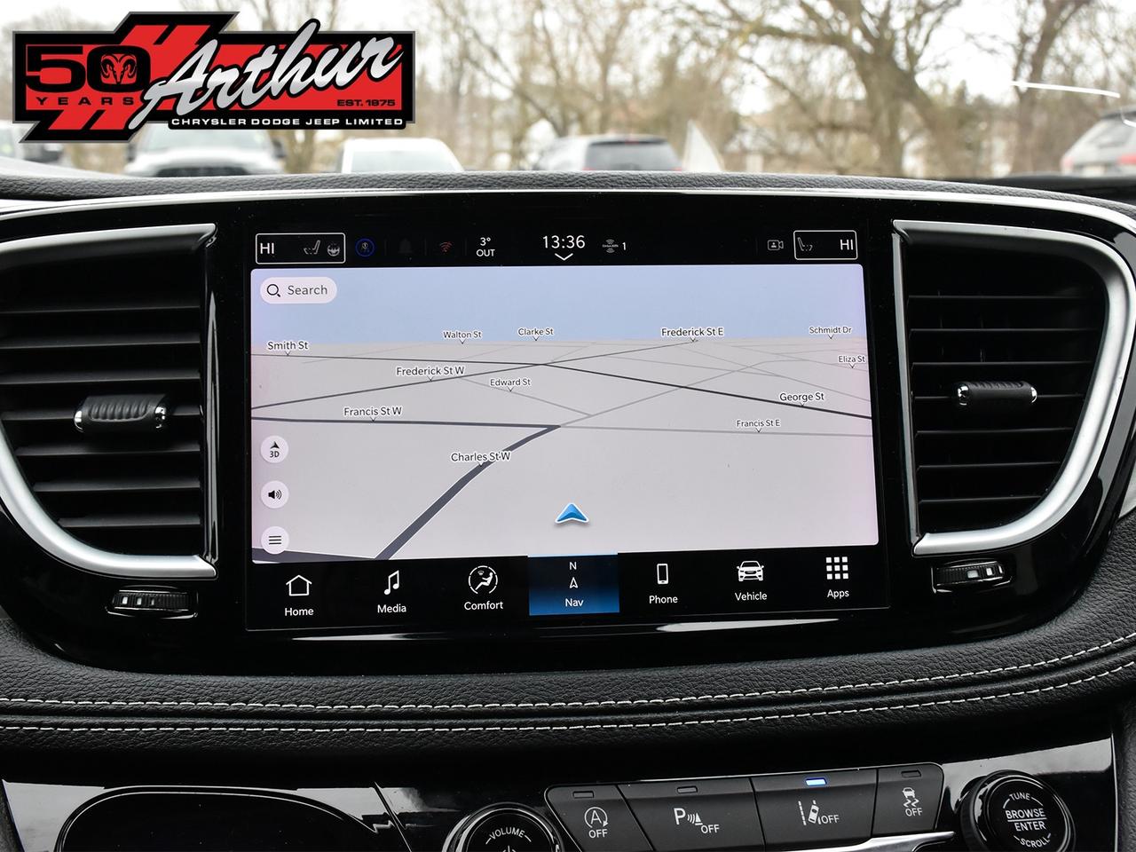 2023 Chrysler Pacifica LIMITED 'S' APPEARANCE Photo