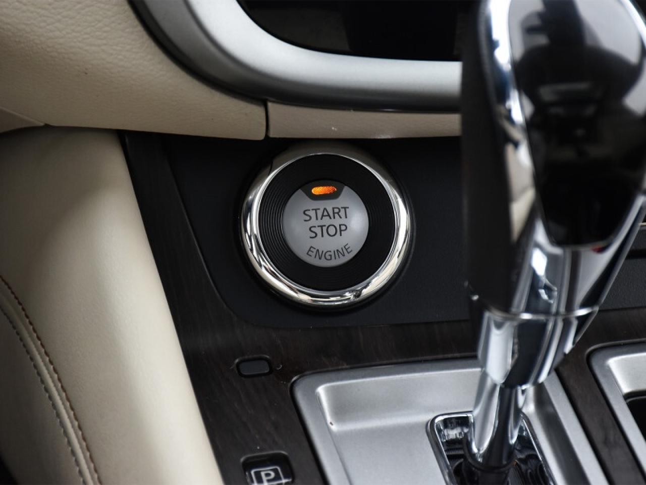 2023 Nissan Murano Platinum   Leather   Pano Roof   Nav   Heated & Co Photo