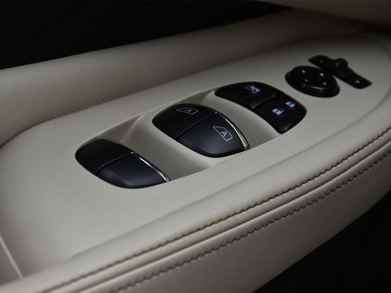 2023 Nissan Murano Platinum   Leather   Pano Roof   Nav   Heated & Co Photo
