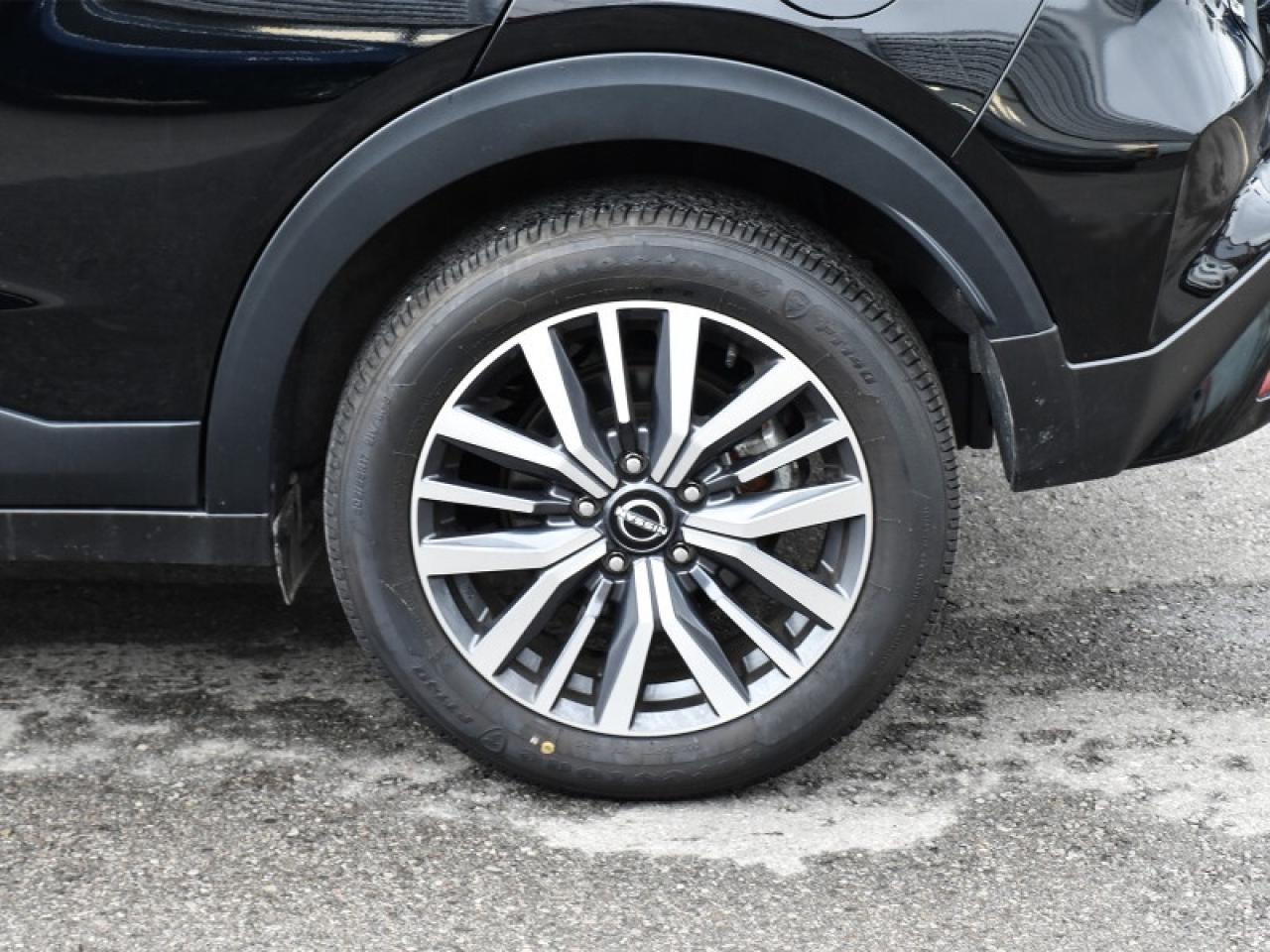 2024 Nissan Kicks SV   Heated Seats   Heated Steering   Remote Start Photo