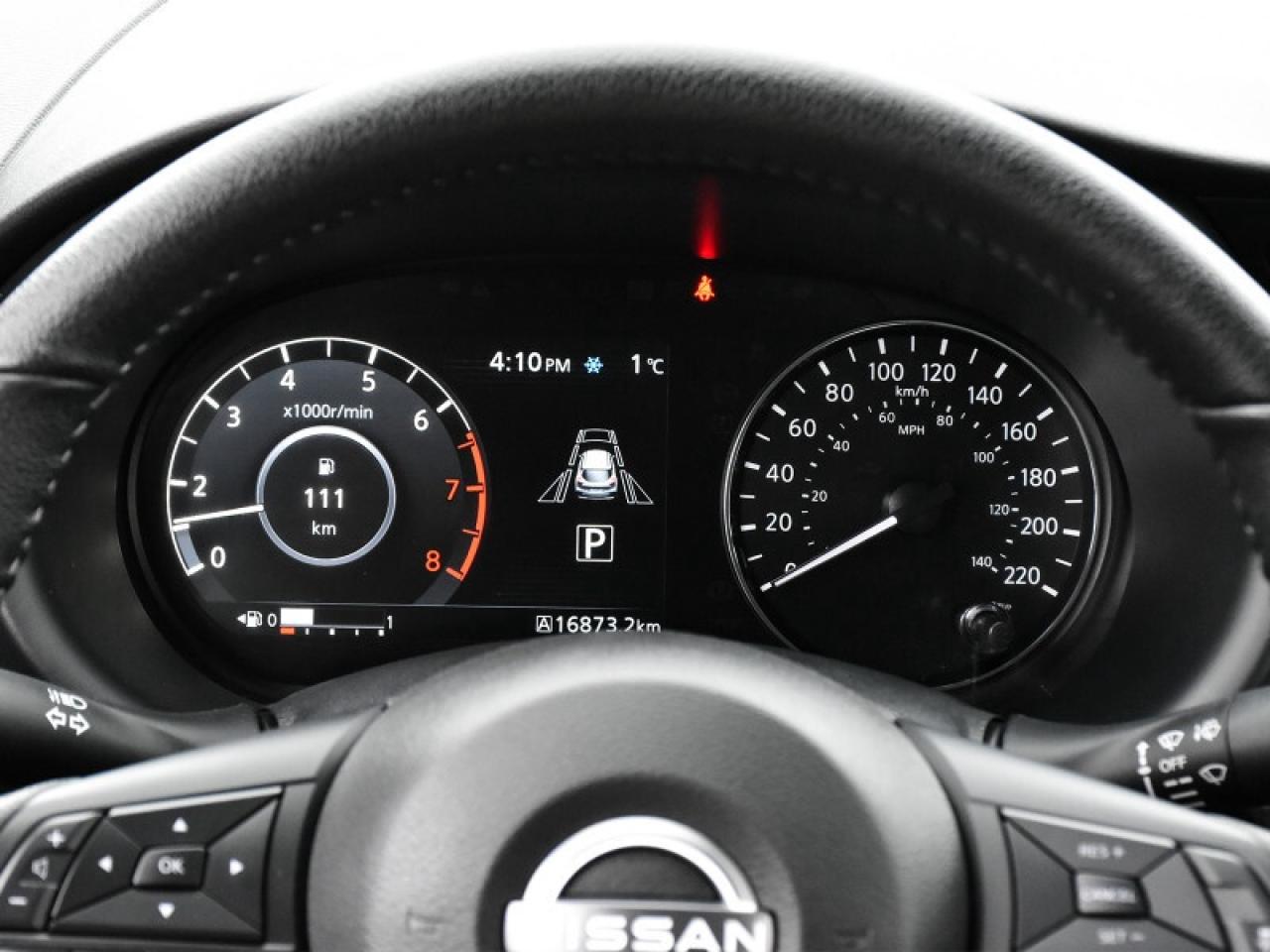 2024 Nissan Kicks SV  CarPlay   Android Auto   Heated Seats & Steeri Photo