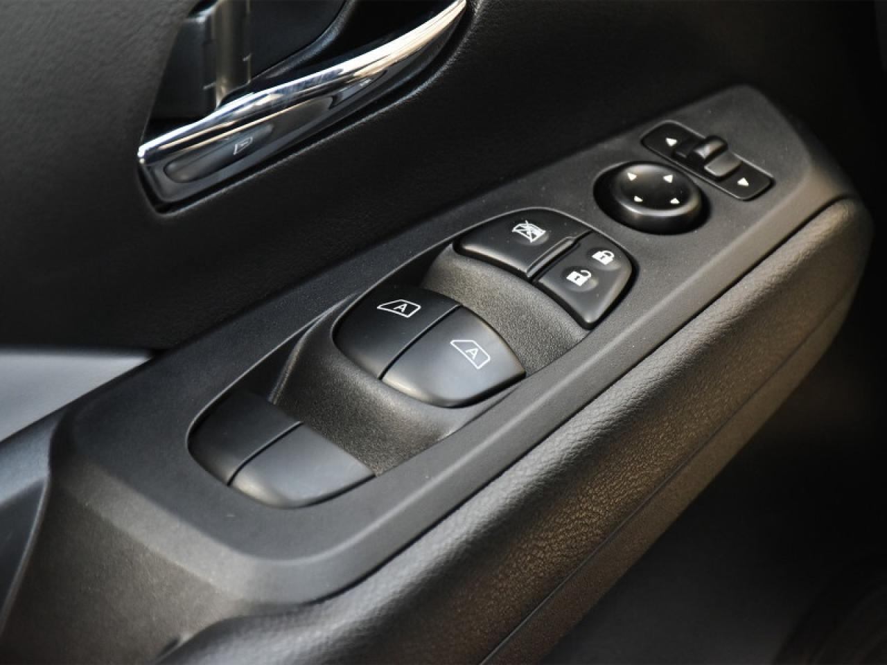 2024 Nissan Kicks SR--Leather   Adaptive Cruise   360 Cam   Bose Aud Photo