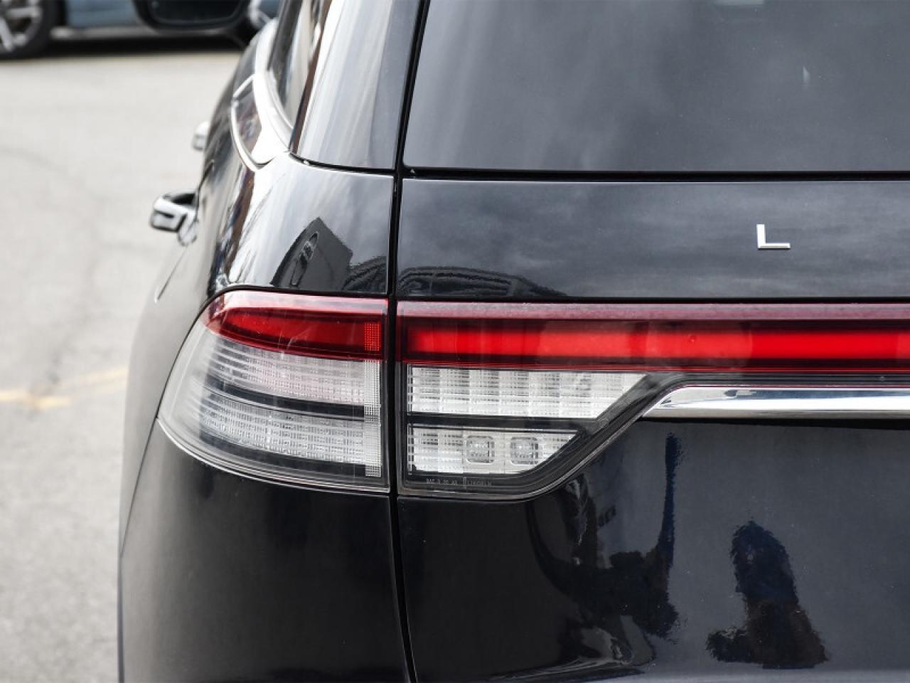 2020 Lincoln Aviator Reserve  Leather   Sunroof   Nav   Cooled Seats Photo